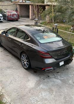 جنسس G70